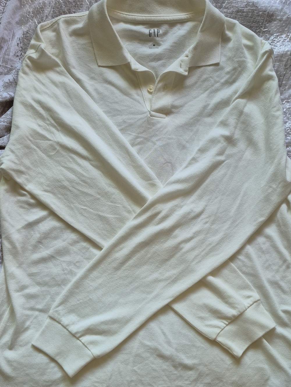GAP 100% Cotton Long Sleeve Polo in Soft Cream